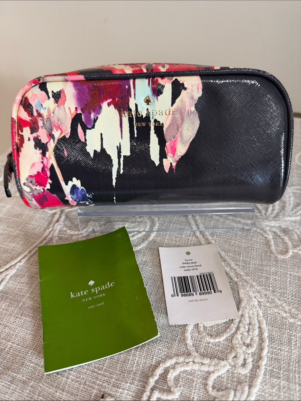 kate spade Floral Splash Navy/Multicolor Cosmetic Case